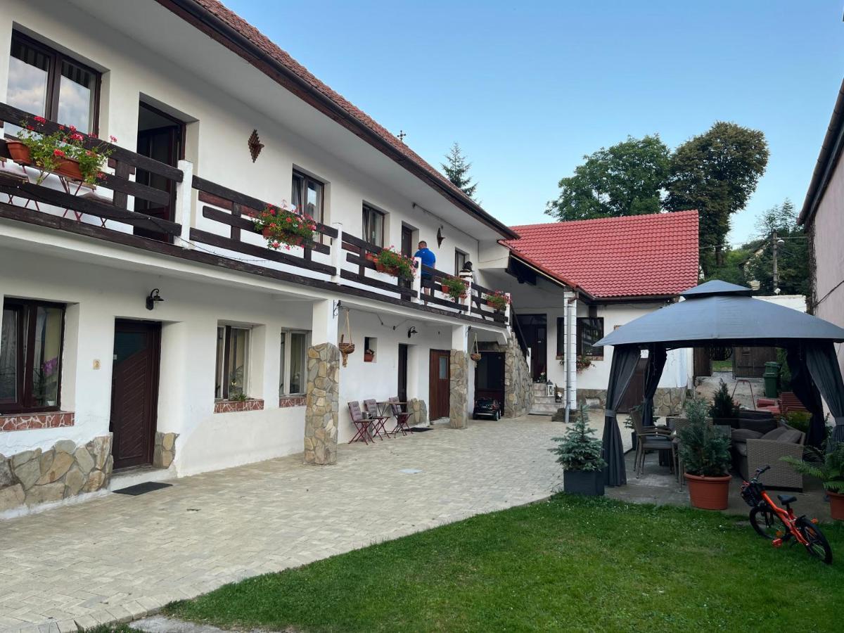 Guest House Piatra Craiului Бран Экстерьер фото